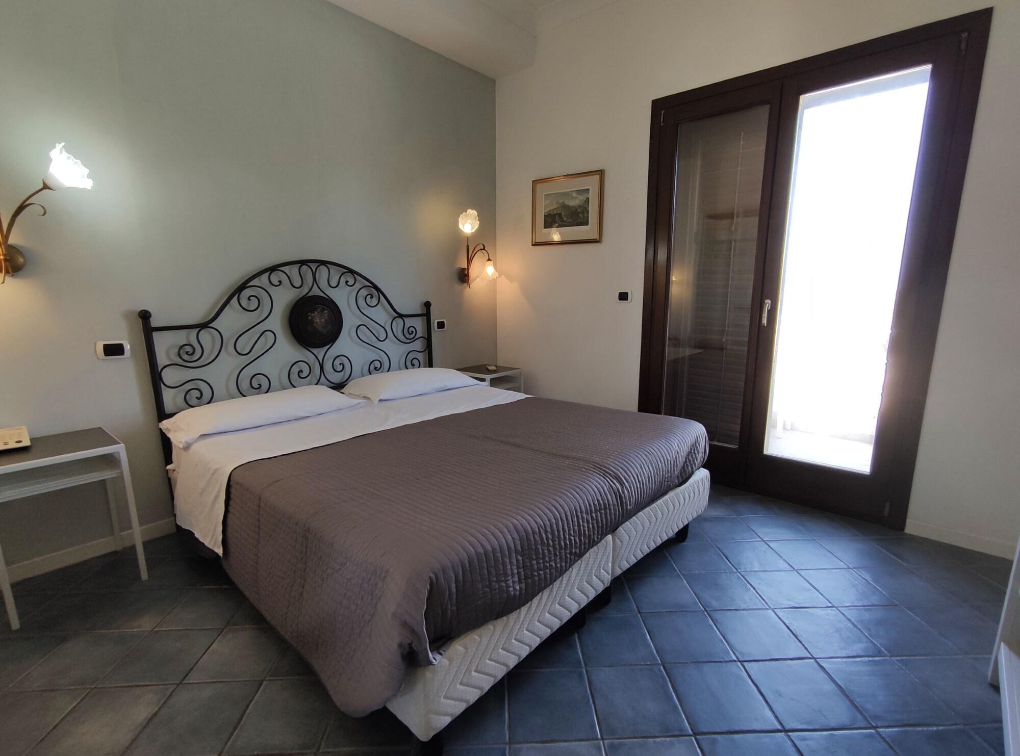 La Rosa Sul Mare Apart otel Siraküza Dış mekan fotoğraf